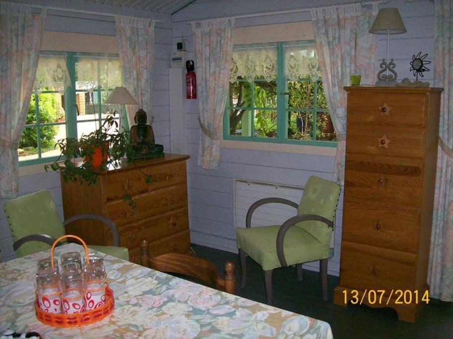 Le Chalet De La Grenouille Verte Tursac エクステリア 写真